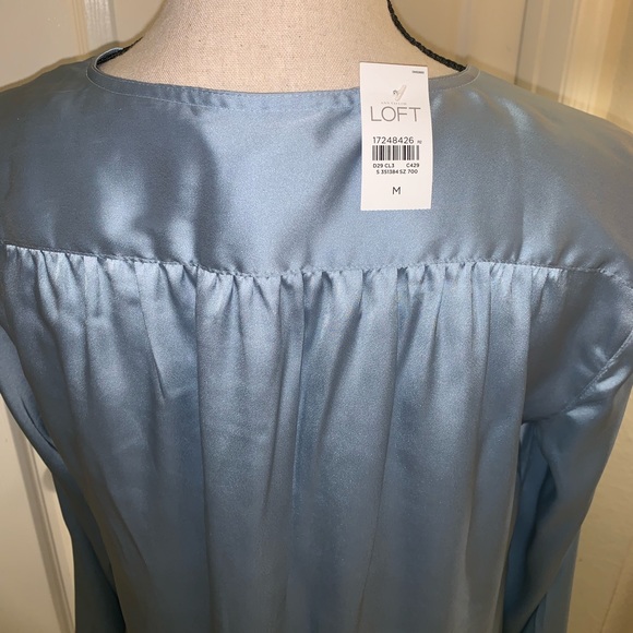 NWT LOFT BLOUSE - Picture 2 of 6